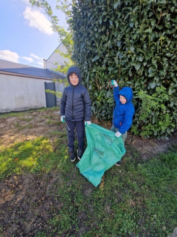 9fe73f4c-0c4a-4dc1-a0f2-2622e4886530